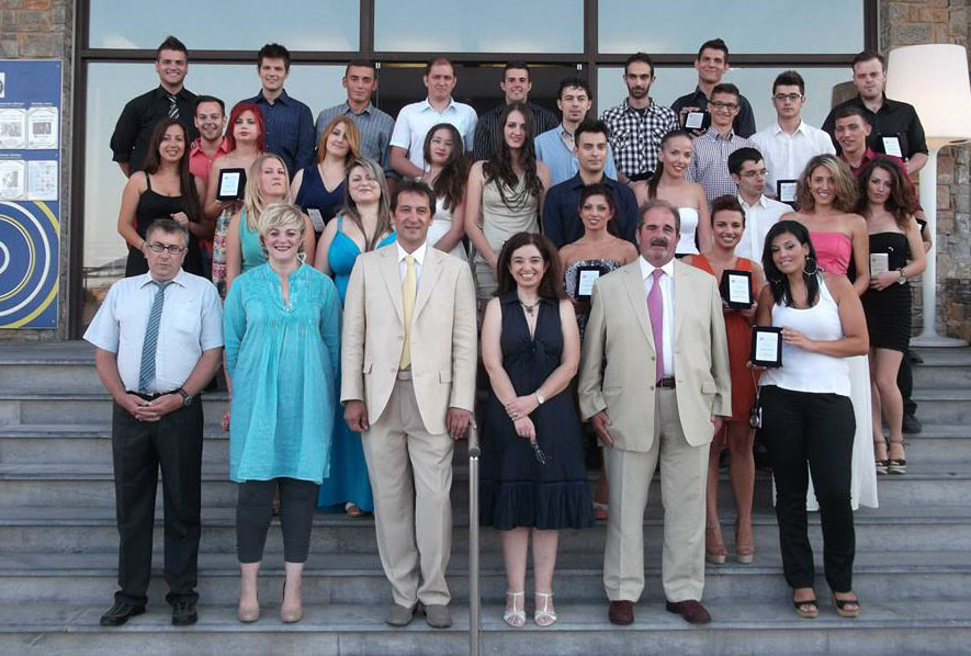 ΑΣΤΕΚ - Ανώτερη Σχολή Τουριστικής Εκπαίδευσης Κρήτης - Απόφοιτοι